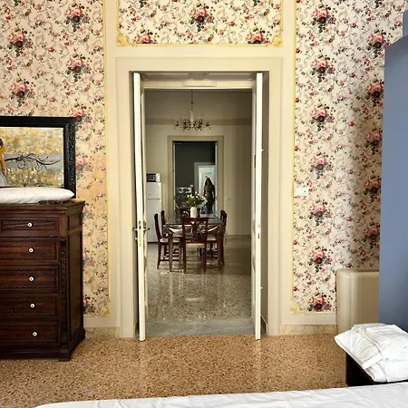 Garibaldi Hotel apartamentowy